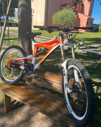 Ktm ratchet 2014