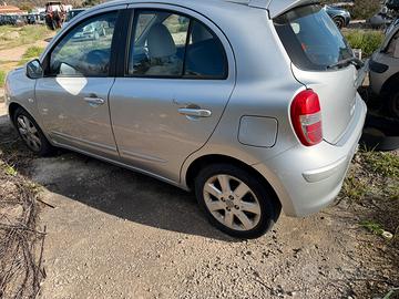 Nissan micra 1,2 volumetrica solo ricambi