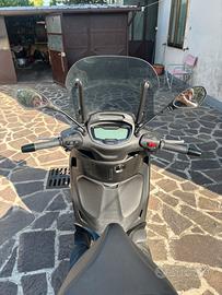 Beverly Black 400
