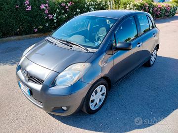 Toyota Yaris 1.4 D-4D DPF 5 porte Sol