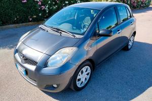 Toyota Yaris 1.4 D-4D DPF 5 porte Sol