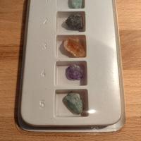 GEMME GREZZE SMERALDO TOPAZIO AMETISTA ACQUAMARINA