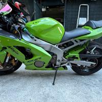 Kawasaki zx6r ninja
