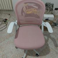 Sedia nuova rosa e bianca con rotelle