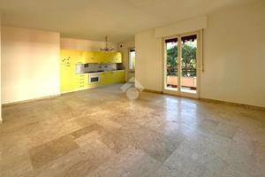 2 LOCALI A BORDIGHERA