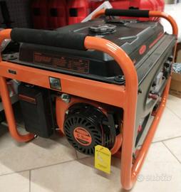 generatore di corrente a benzina  nuovo mai usato