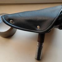 Sella bici in pelle nera