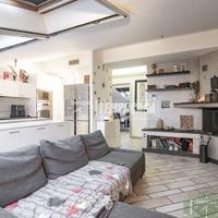 LUMINOSO QUADRILOCALE DI 115 MQ VICINO ALLA METRO