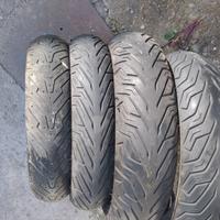 GOMME SCOTER