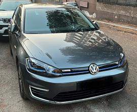 Volkswagen e-golf 136cv pompa di calore batt 94%