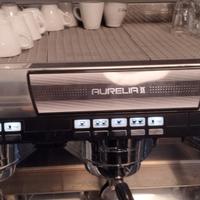 Macchina Caffe' e Macinino Professionale