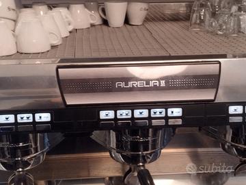 Macchina Caffe' e Macinino Professionale