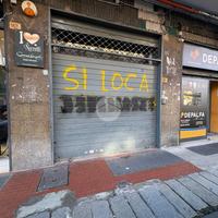 NEGOZIO A NAPOLI
