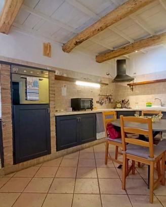 Villa di 210 m² con più di 5 locali e box auto dop