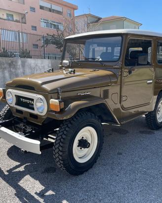 Toyota Land Cruiser LAND CRUISER BJ 40 LV
