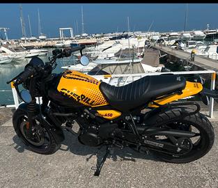 ROYAL ENFIELD GUERRILLA 450