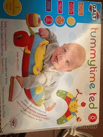 Tummy time cuscino e giochini palestrina