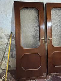 stock 3 porte legno con vetro