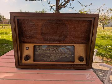 aradio vintage telefunken super 166 GWH