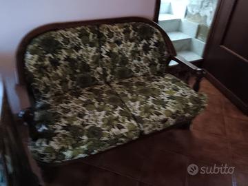 Salottino e Credenza in legno Arte Povera