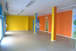 NEGOZIO A BAGNOLO MELLA