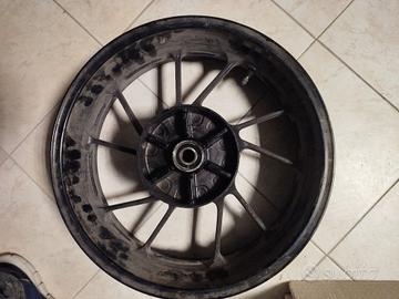 Ruota cerchio posteriore Yamaha mt 07 anno 2017/20