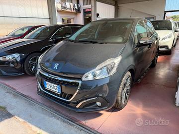 Peugeot 208 PureTech 82 5 porte Touch