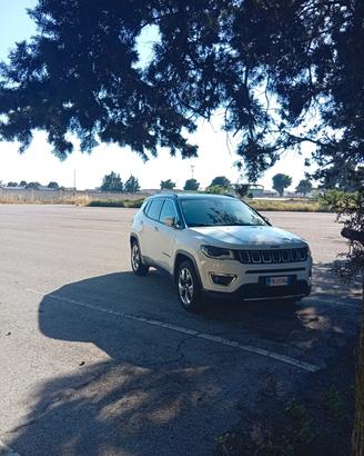 jeep Compass limited full optional 