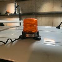 Lampeggiante arancione con cavi