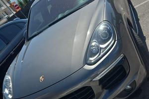 porche Cayenne 2015