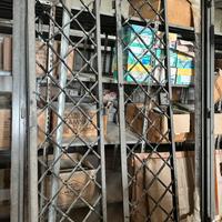 Grata in ferro e finestre