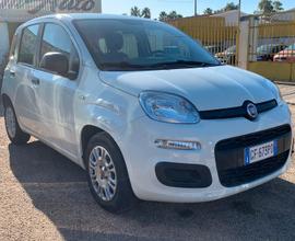 Fiat Panda Hybrid 2022 come nuova