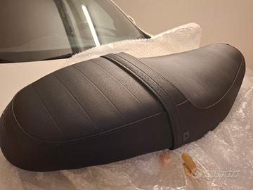 sella Bonneville Triunph