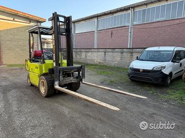 Carrello CLARK GPL 3400 ORE 3T PORTATA