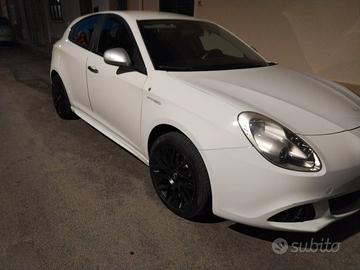 ALFA ROMEO Giulietta (2010-21) - 2011