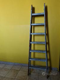 scala in legno