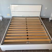 Letto contenitore matrimoniale