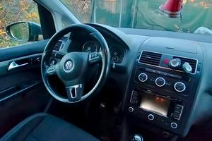 Volkswagen Touran 1.6 del 2012, 5 posti