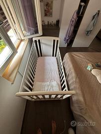 Lettino in legno di faggio