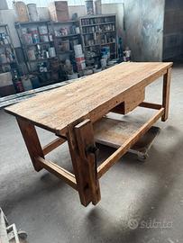 Tavolo antico da lavoro