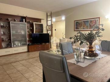 3 LOCALI A CORIGLIANO-ROSSANO