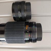 Macchina fotografica praktica e vari teleobiettivi