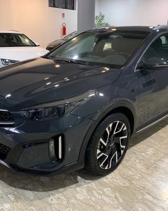 Kia XCeed 1.6 CRDi 136 CV MHEV DCT Business