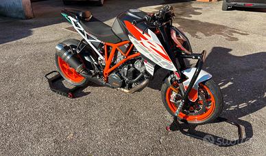 KTM 1290 R super duke