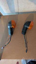 Frecce anteriori Yamaha r6 2005