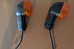 Frecce anteriori Yamaha r6 2005