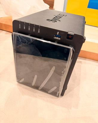 Synology DS416 Play