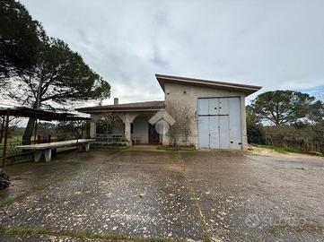 VILLA SINGOLA A SANTERAMO IN COLLE