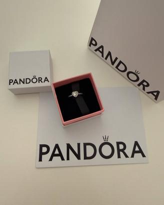 Anello Pandora Argento 925 con cuore diamantato