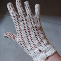 Guantini vintage in pizzo lavorato a mano